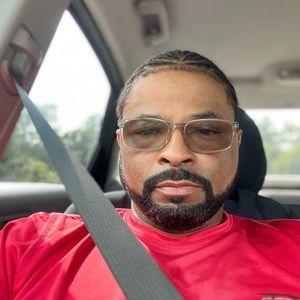 Meet your Posher, Kenneth